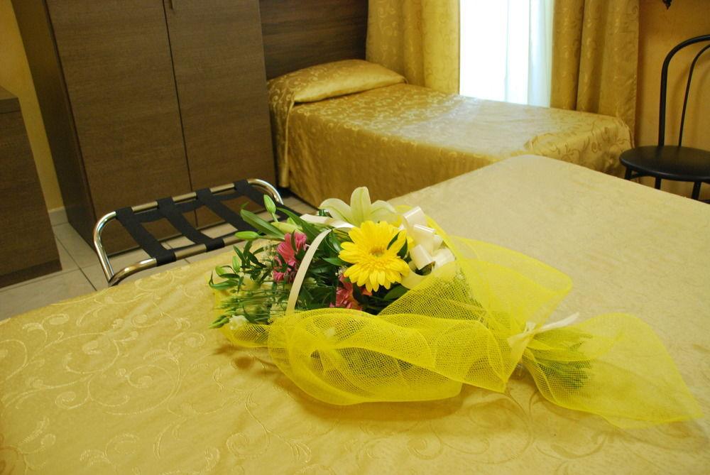 טורינו Hotel Antico Distretto מראה חיצוני תמונה