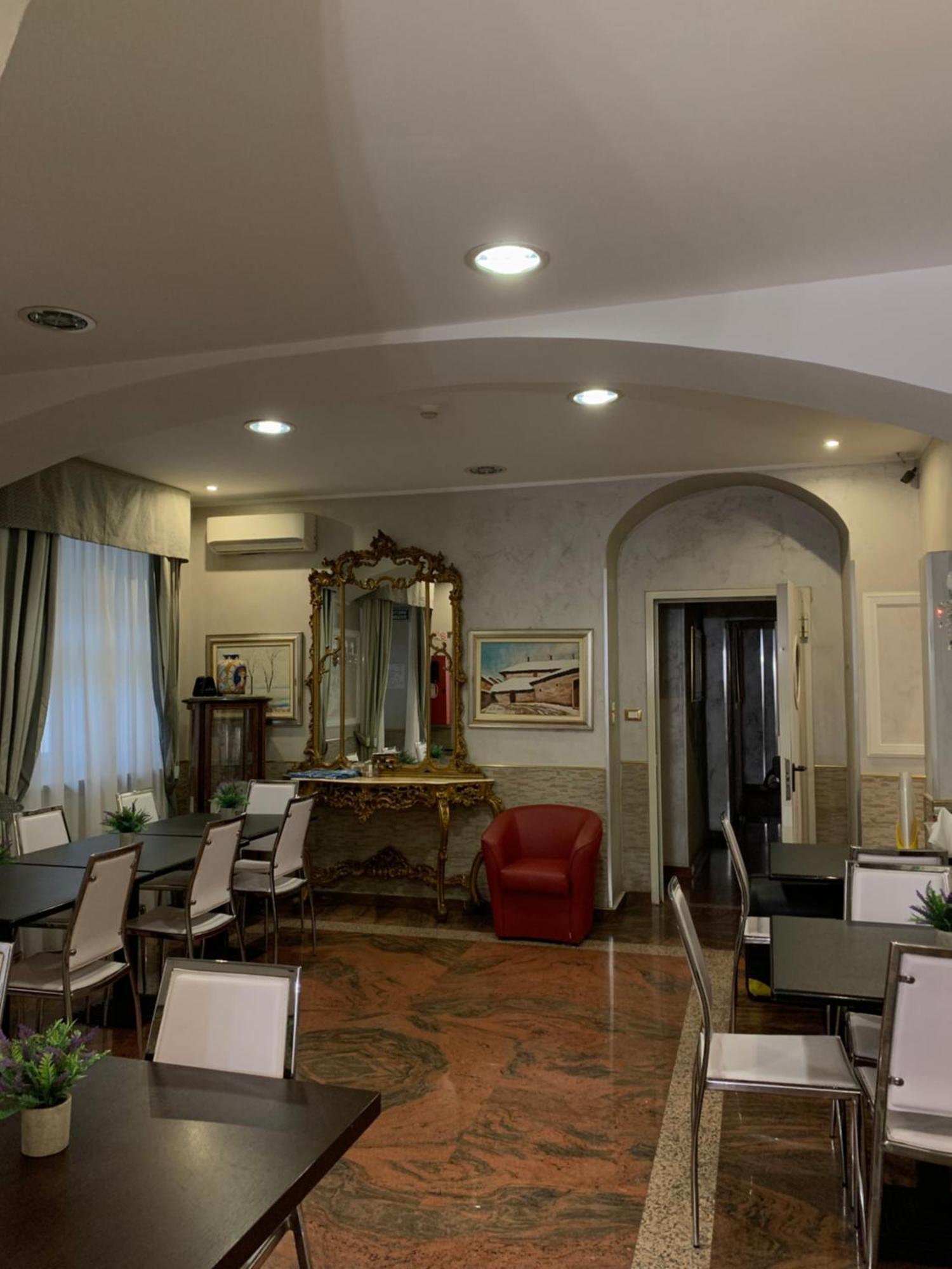 טורינו Hotel Antico Distretto מראה חיצוני תמונה