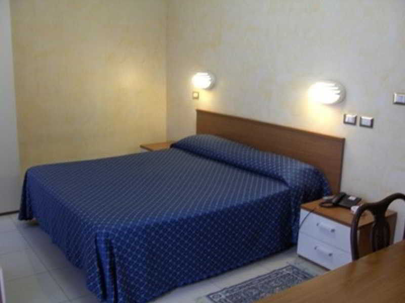 טורינו Hotel Antico Distretto מראה חיצוני תמונה