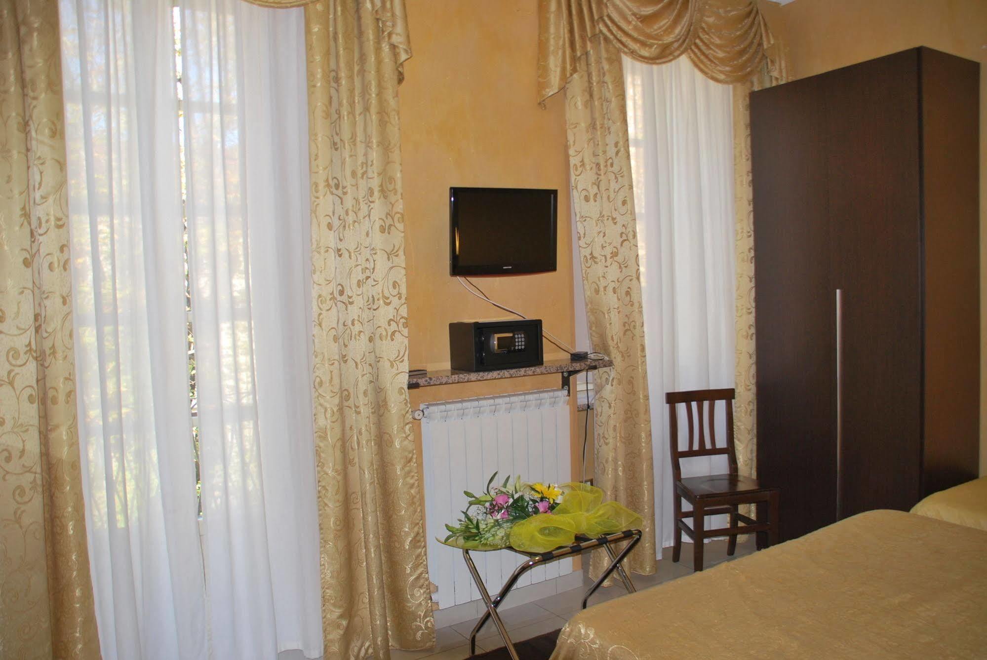 טורינו Hotel Antico Distretto מראה חיצוני תמונה